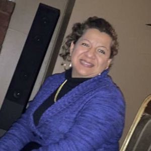 Meet your Posher, Claudia